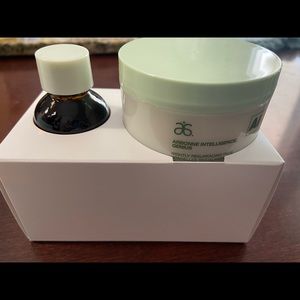 Arbonne Nightly resurfacing pads w/solution